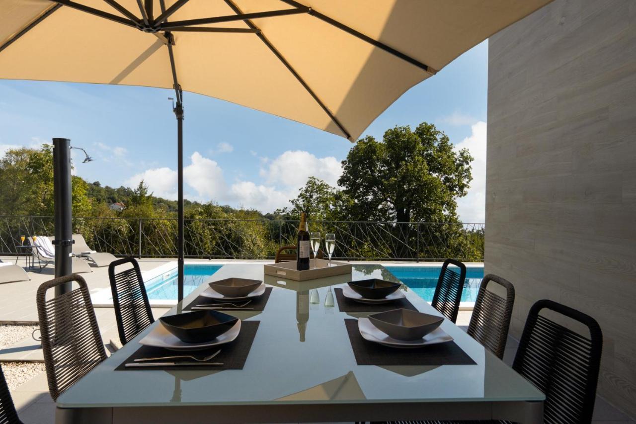 Castanea Villa